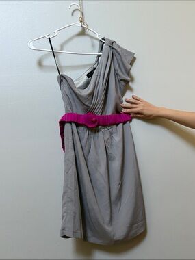 MM Couture One-Shoulder Gray Dress with Pink Belt